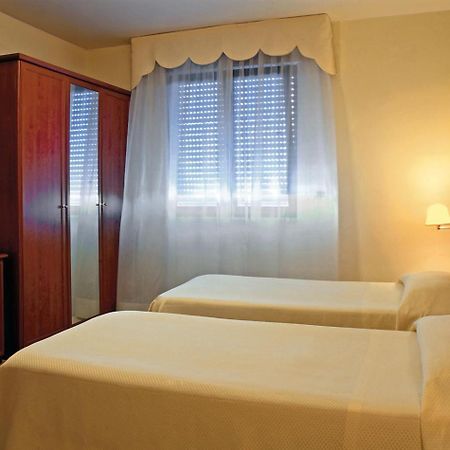 Hotel Jolly Modugno Exterior foto